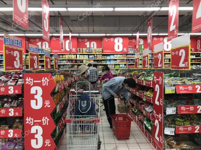 场景类：新冠疫情防控期间的北京家乐福超市